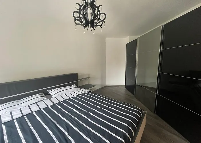 Monteurzimmer/ferienwohnung Brauckstrasse, 公寓 格拉德贝克